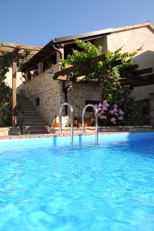 Holiday Homes Poli Svetega Antona Gracisce Luaran gambar