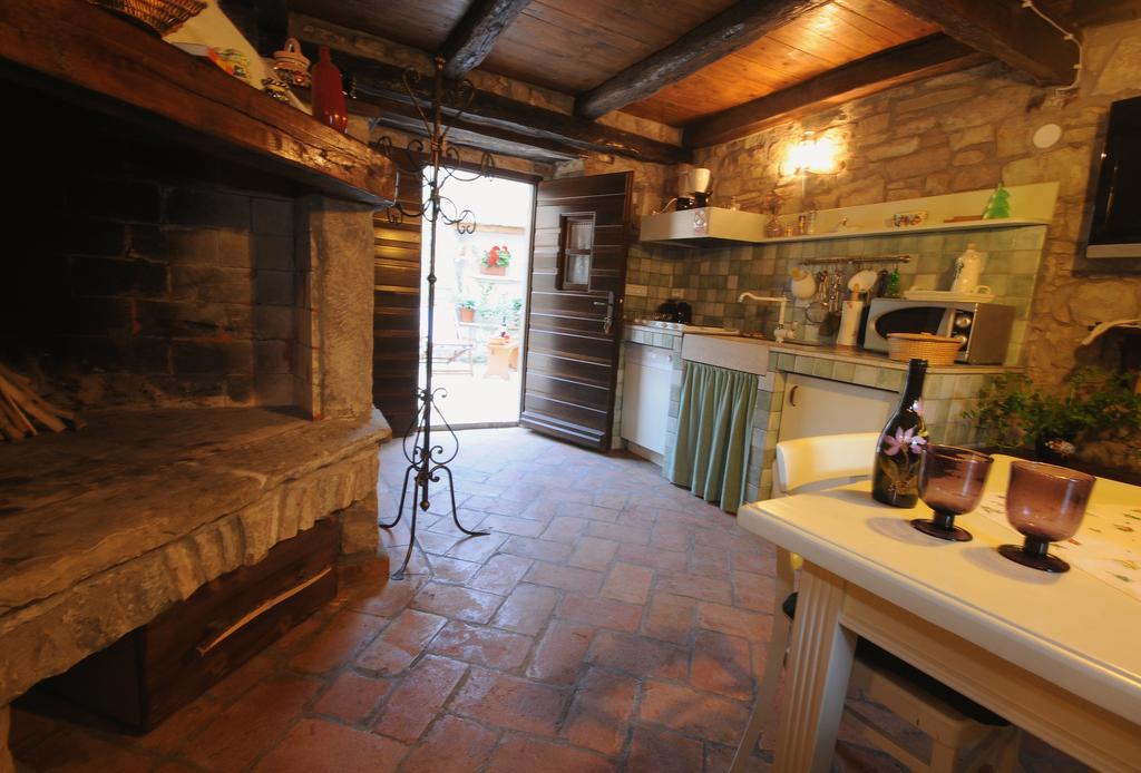 Holiday Homes Poli Svetega Antona Gracisce Bilik gambar