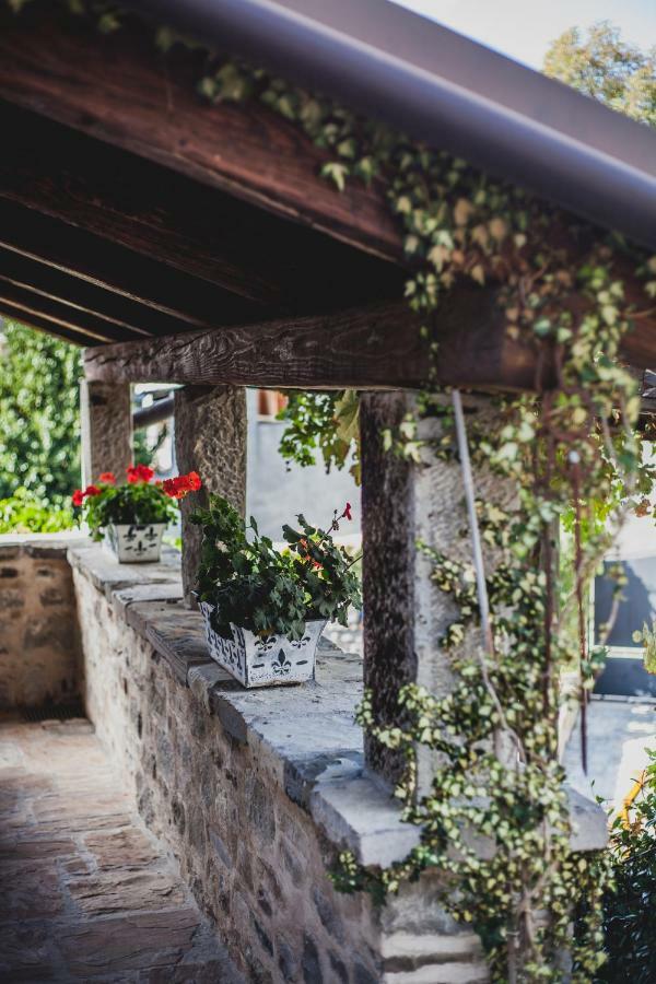 Holiday Homes Poli Svetega Antona Gracisce Luaran gambar